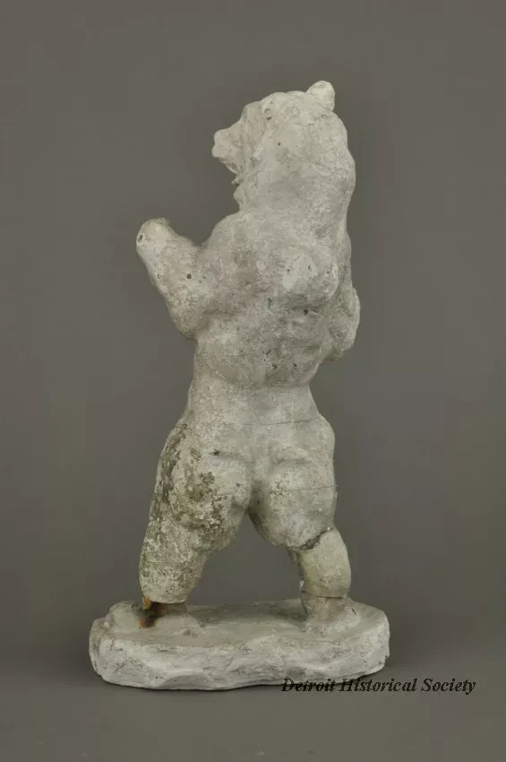 Statue