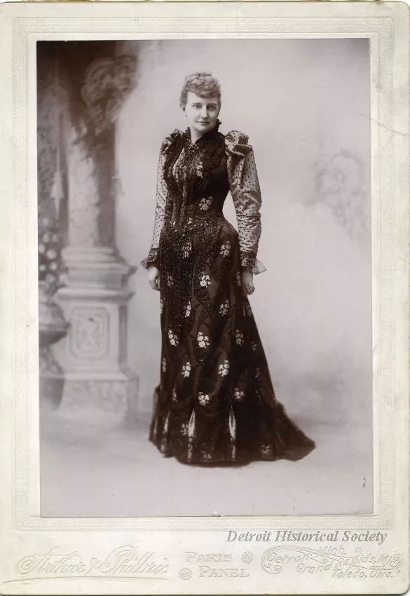 Photograph, Cabinet