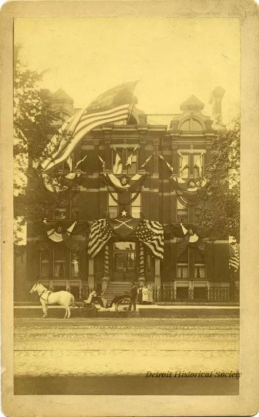 Photograph, Cabinet