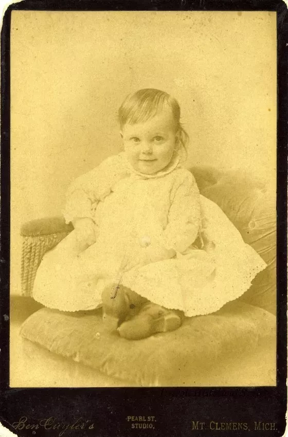 Photograph, Cabinet