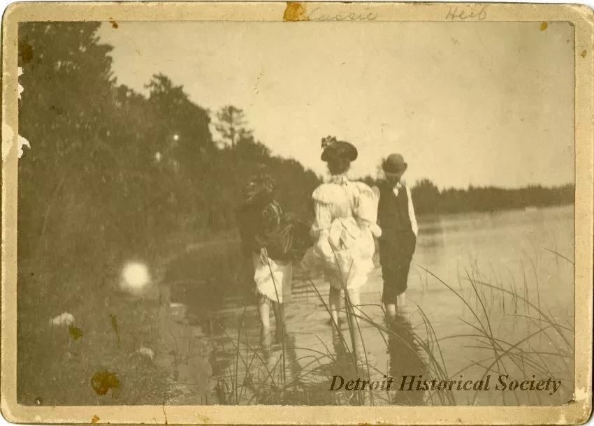 Photograph, Cabinet