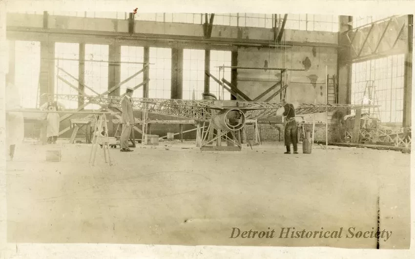 Postcard, Picture