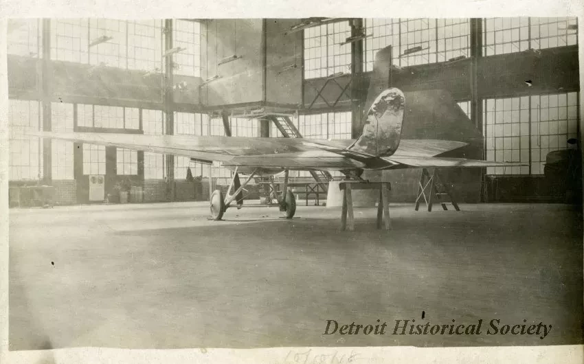 Postcard, Picture