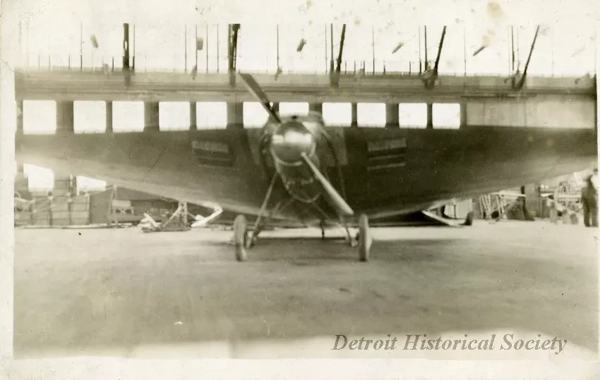 Postcard, Picture