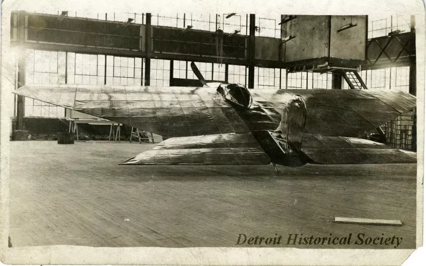 Postcard, Picture