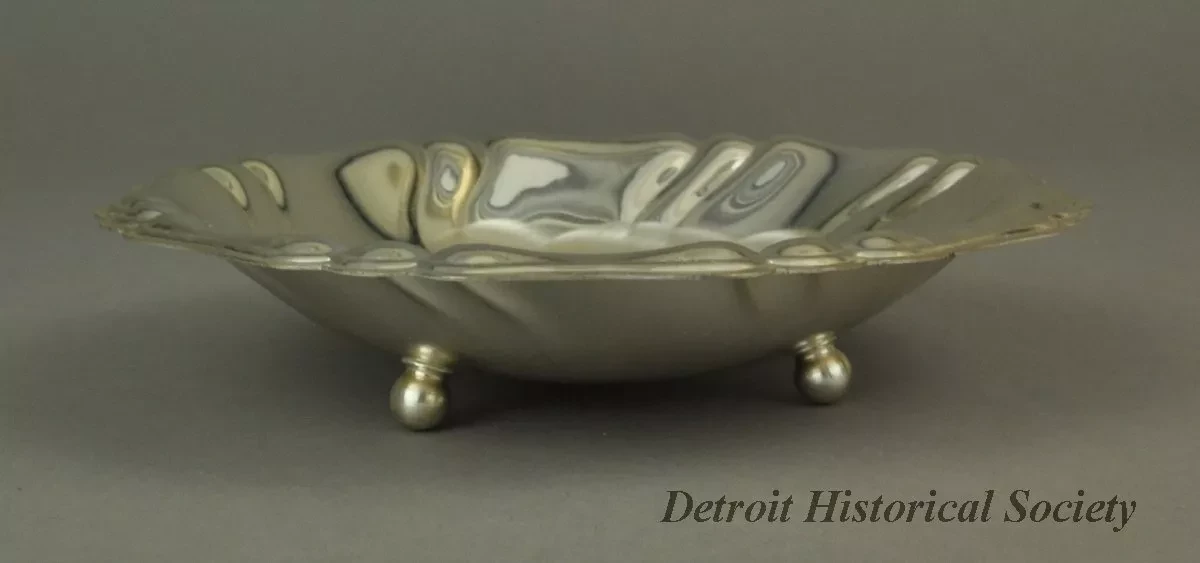 Dish, Candy