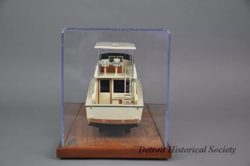 Model - Viking - 35