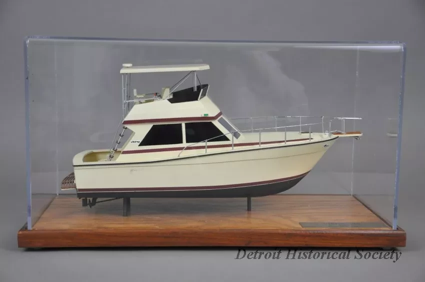 Model - Viking - 35