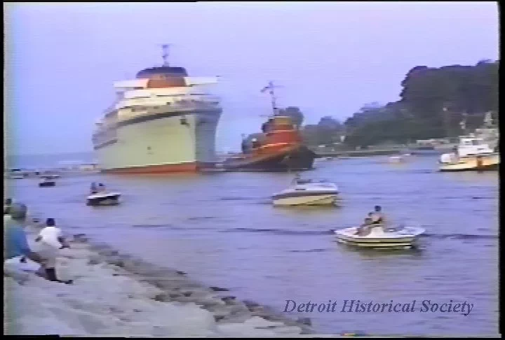 VHS - The Aquarama, Her Final Days in Muskegon.  Camcorder Footage & Narration by "Mac" McLennan (Additional film by Bradshaw McKee)