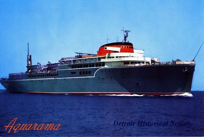 Postcard - Aquarama