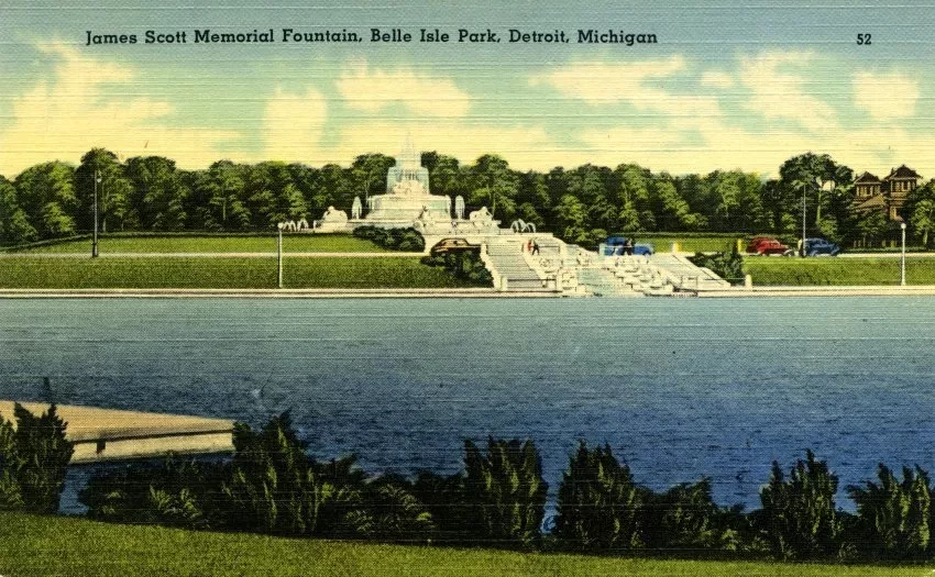 Postcard - James Scott Memorial Fountain, Belle Isle Park, Detroit, Michigan