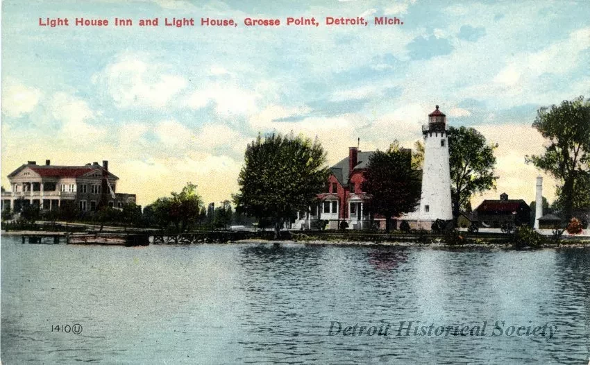 Postcard - Light House Inn and Light House, Grosse Pointe, Detroit, Mich.