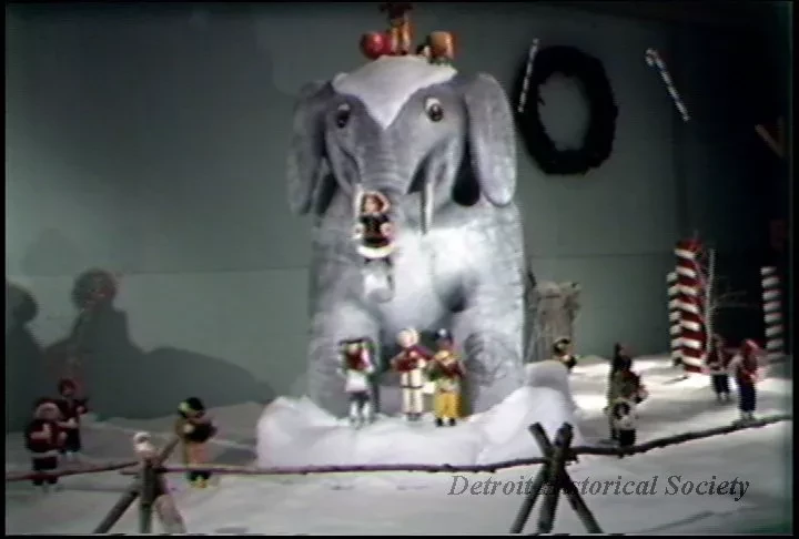 U-Matic - Christmas Carnival Tape #2
Master - Rough
-Mayor Young Opening Statement
-School Choir
Displays
12-8-83
Tape 179