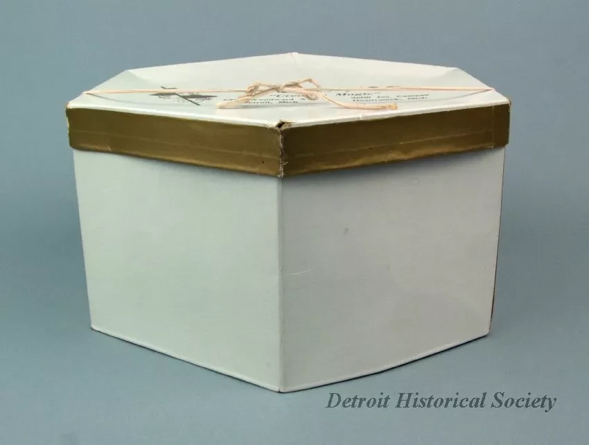 Hatbox