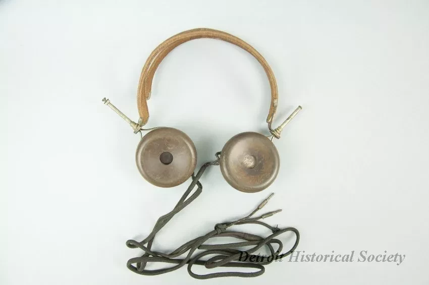 Headset, Radio
