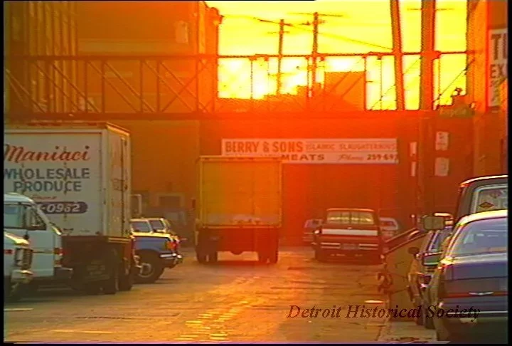 U-Matic - Eastern Market
5-21-91
5:00 - 7:15 AM