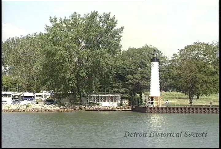 U-Matic - Fire Boat
City from River #2
8-14-90