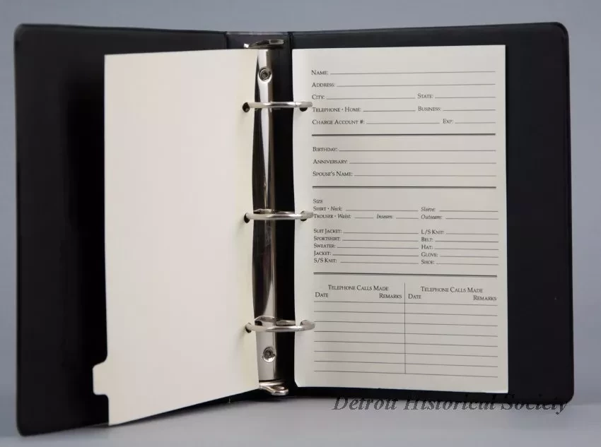 Binder, Ring