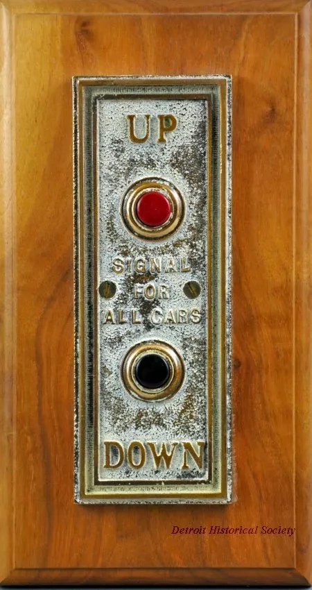 Signal, Elevator