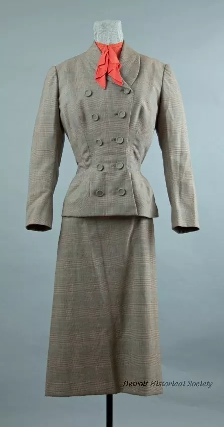 Suit