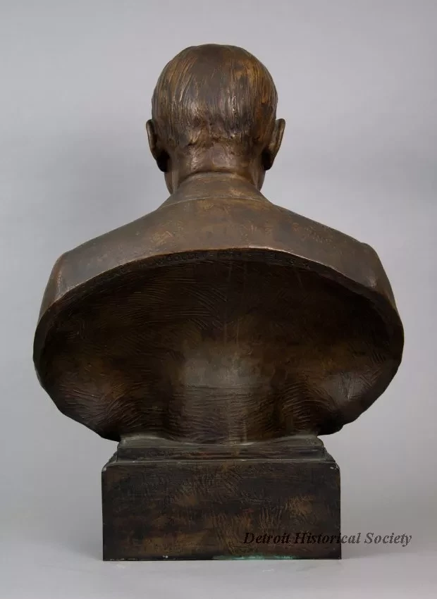 Bust