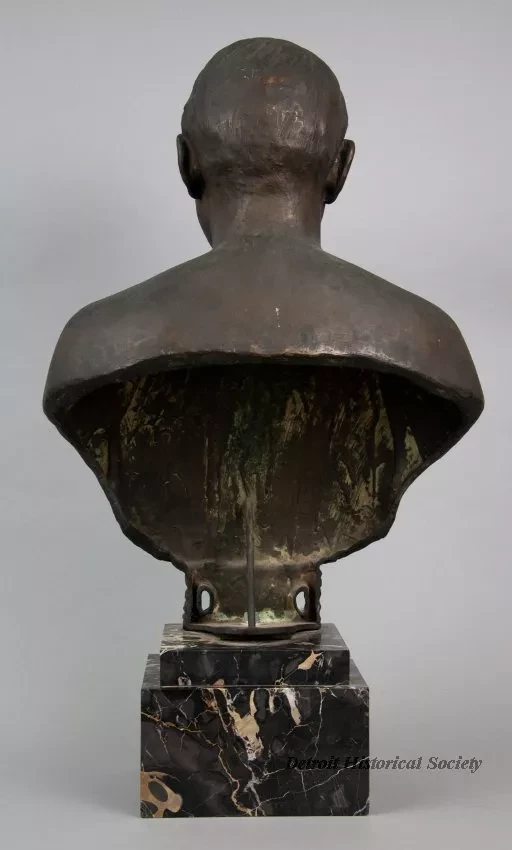 Bust