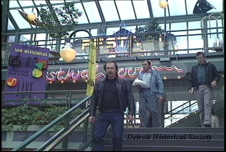 U-Matic - City Shots Detroit Downtown
05-08-89
Tape 1