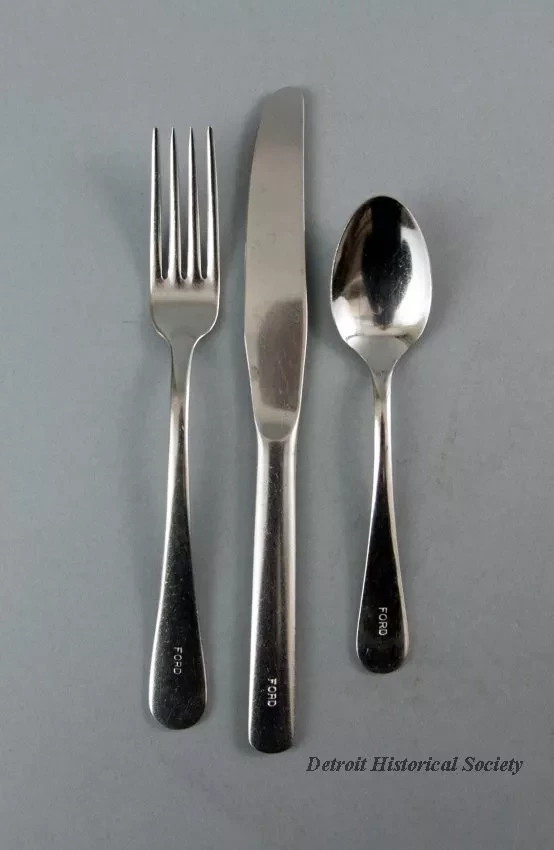 Set, Tableware