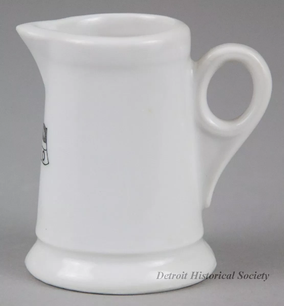 Pitcher, Cream
