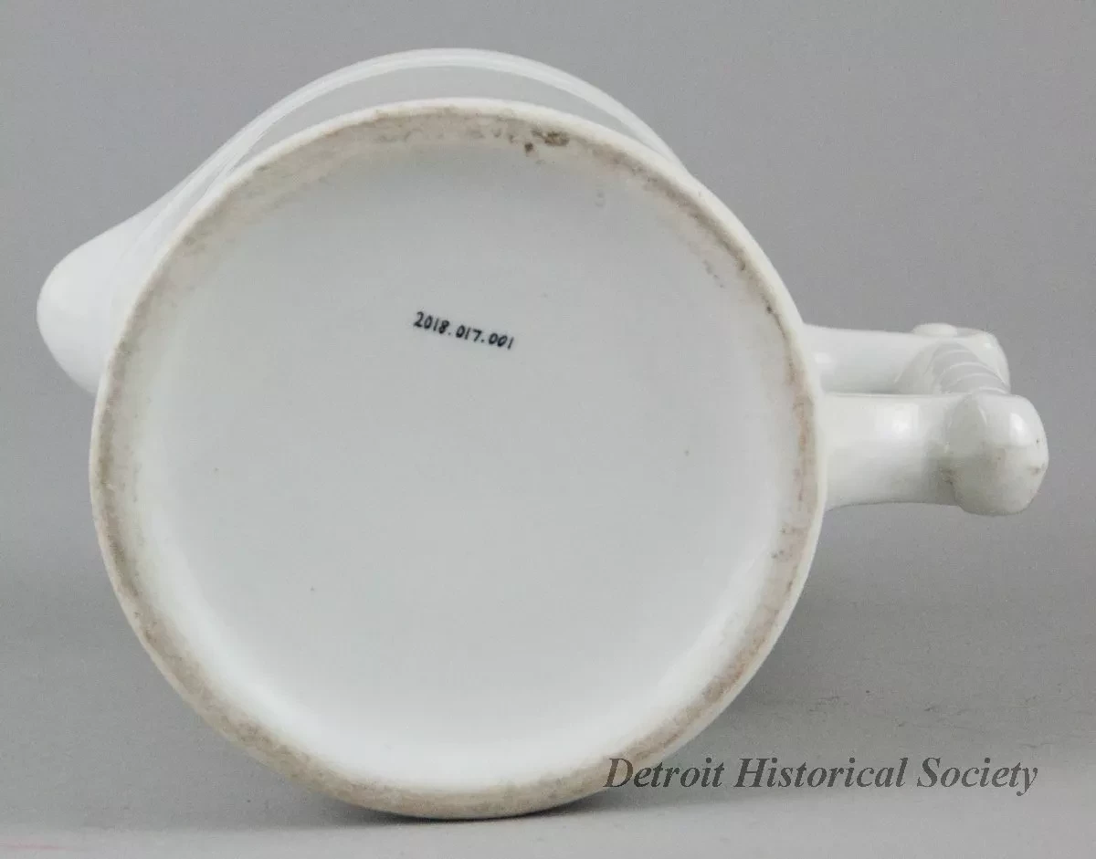 Pitcher, Water