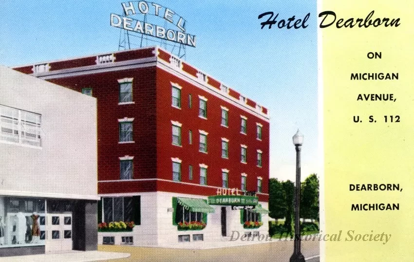Postcard - Hotel Dearborn
