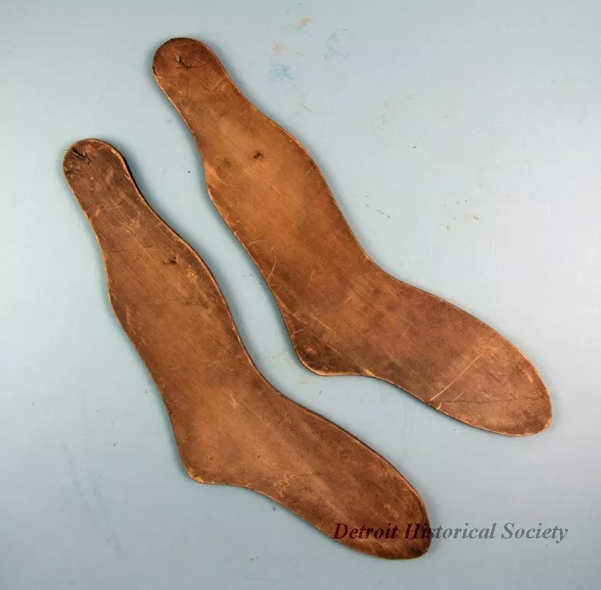 Stretchers, Sock