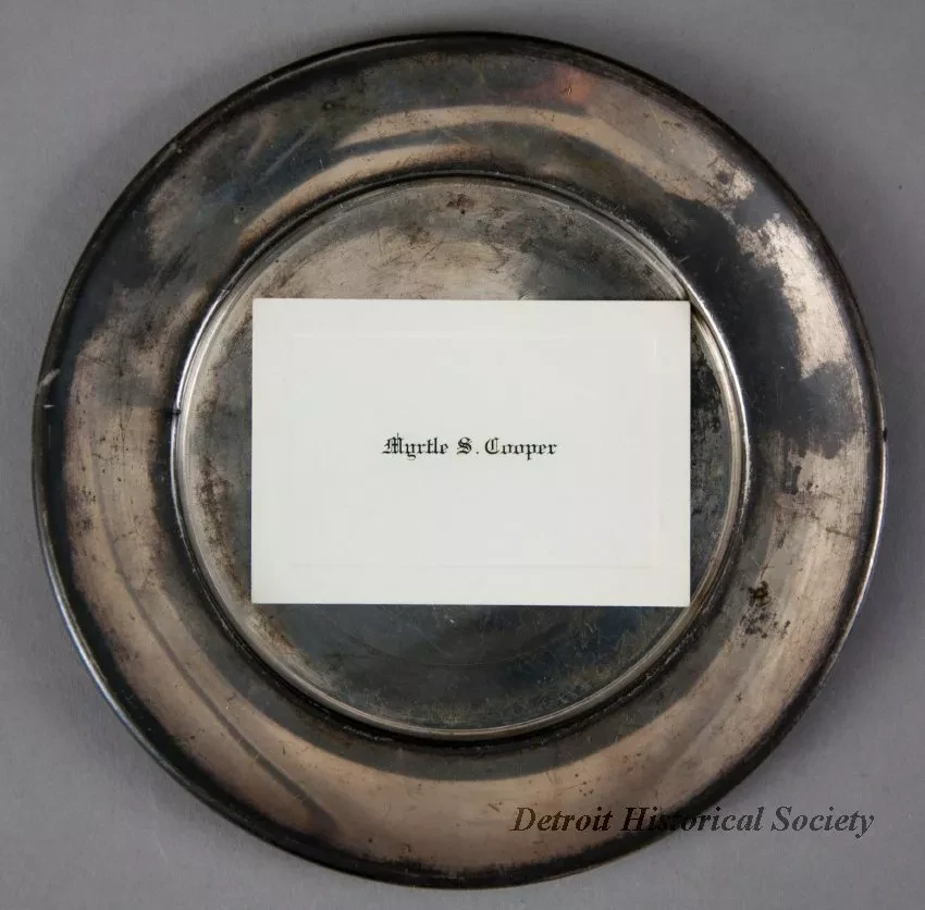 Tray, Calling Card
