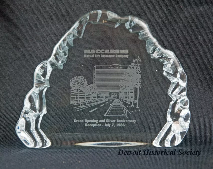 Plaque
