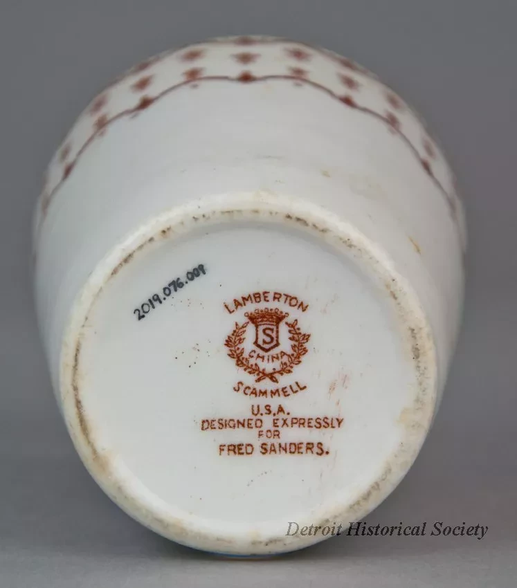 Cup