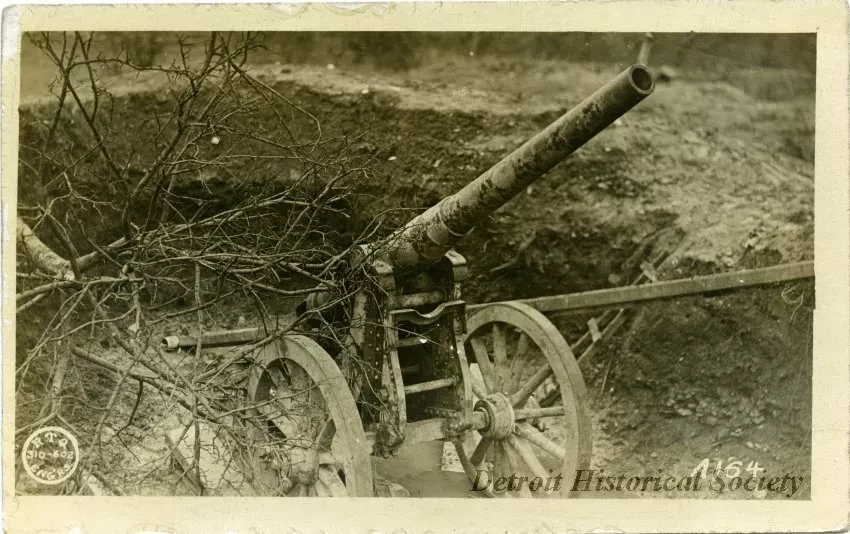 Postcard, Picture