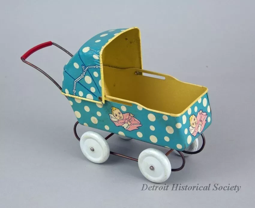 Carriage, Doll