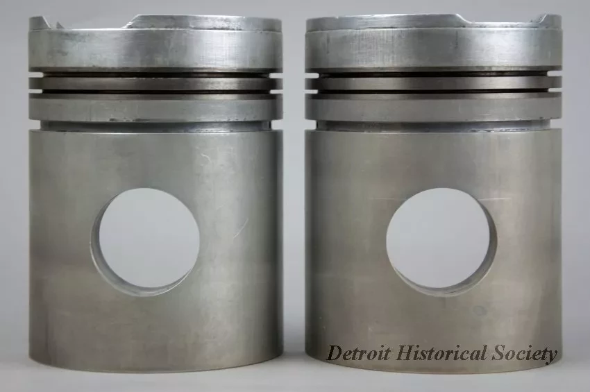 Piston