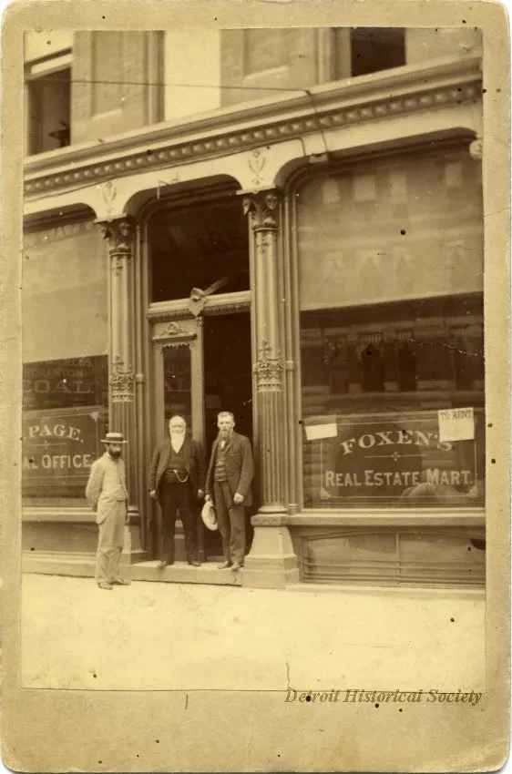 Photograph, Cabinet