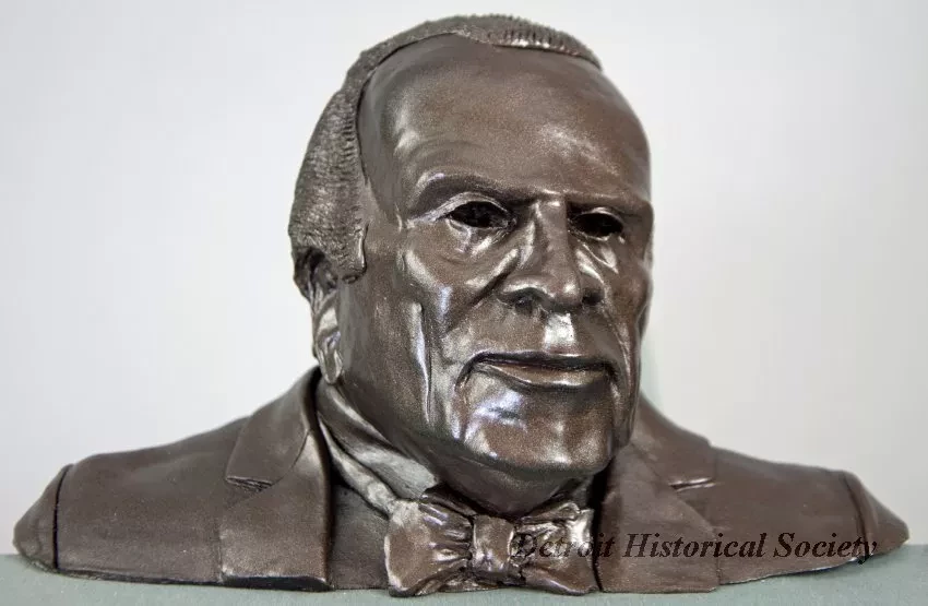 Bust