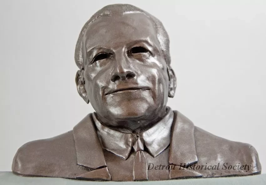 Bust