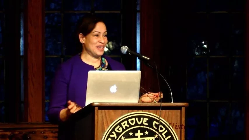 File, Digital Video - The Bauder Contemporary American Authors Lecture Series Presents
Andrea Lee
April 17, 2015