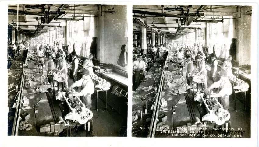 Stereograph - Fitting Hudson Super-Six Crankshafts to Their Respective Motors, Hudson Motor Car Co, Detroit, USA