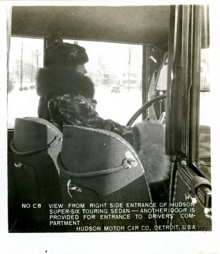 Stereograph - View From Right Side Entrance Of Hudson Super-Six Touring Sedan - Another Door Is Provided For Entrance To Drivers' Compartment, Hudson Motor Car Co, Detroit, USA