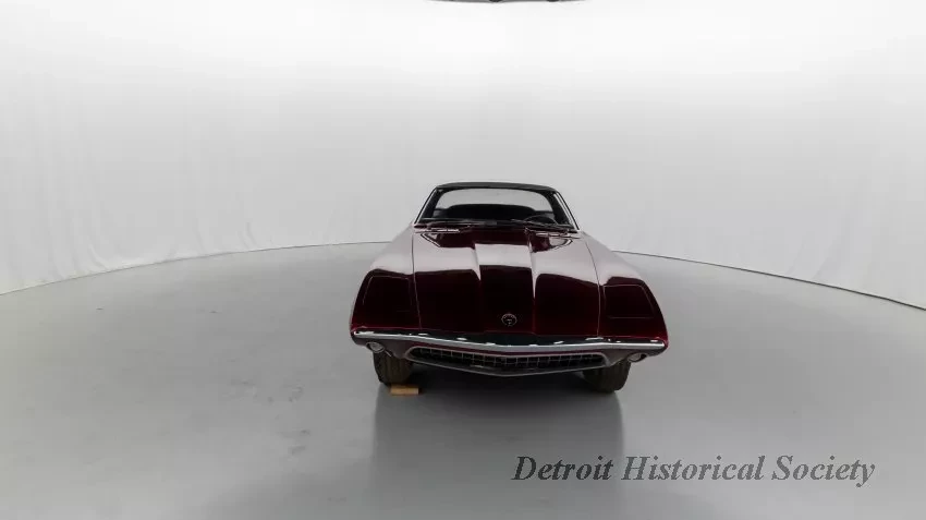 Automobile - 1963 Ford Cougar II prototype