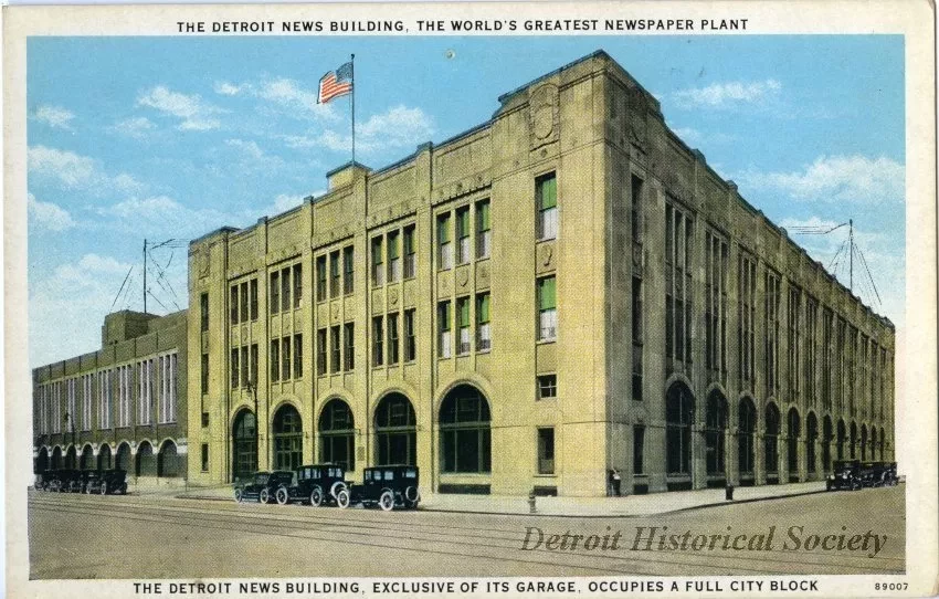 Postcard - The Detroit News Building, The World's Greatest Newspaper Plant
The Detroit News Building, Exclusive of its Garage, Occupies a Full City Block