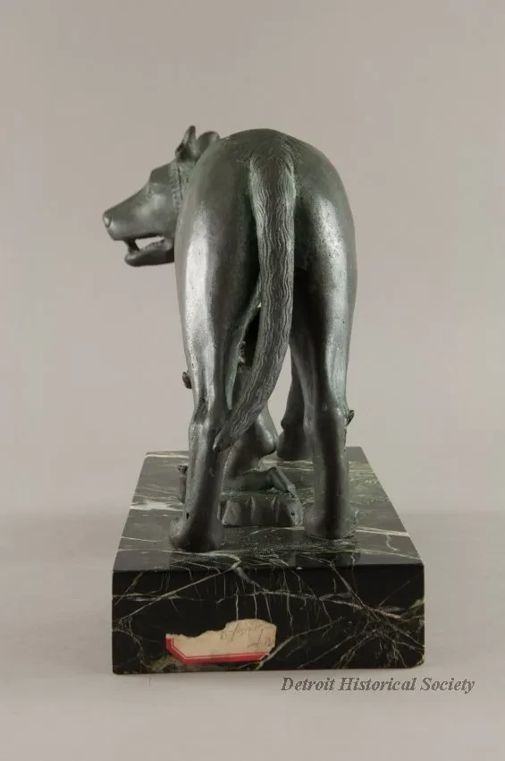 Statue