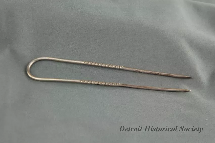 Hairpin