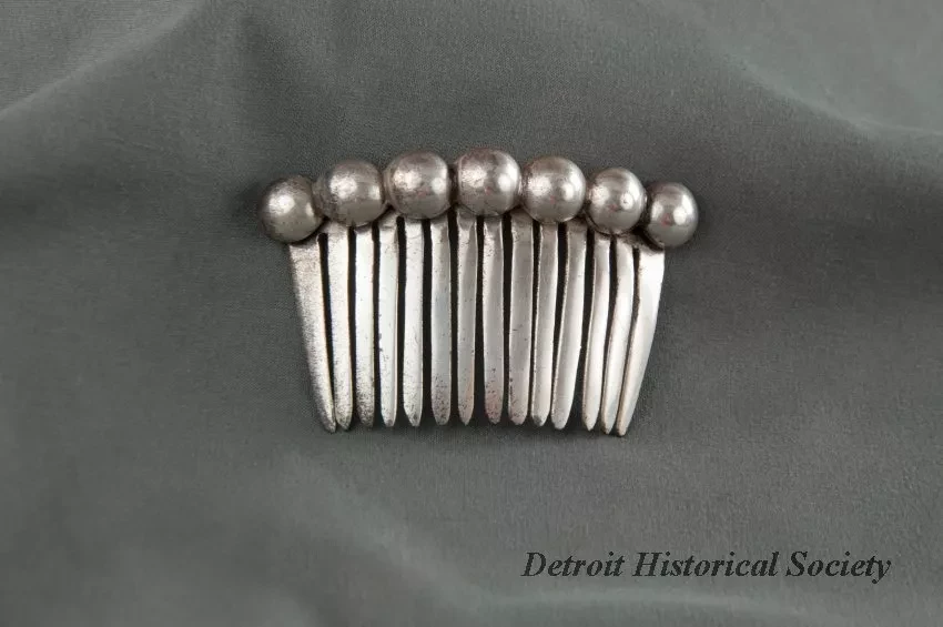 Comb