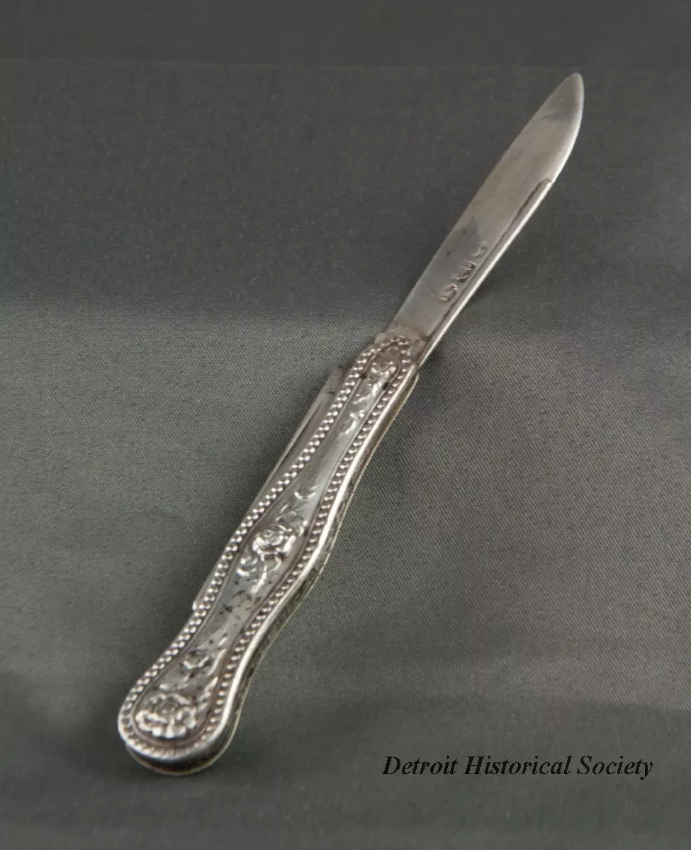 Knife, Pocket